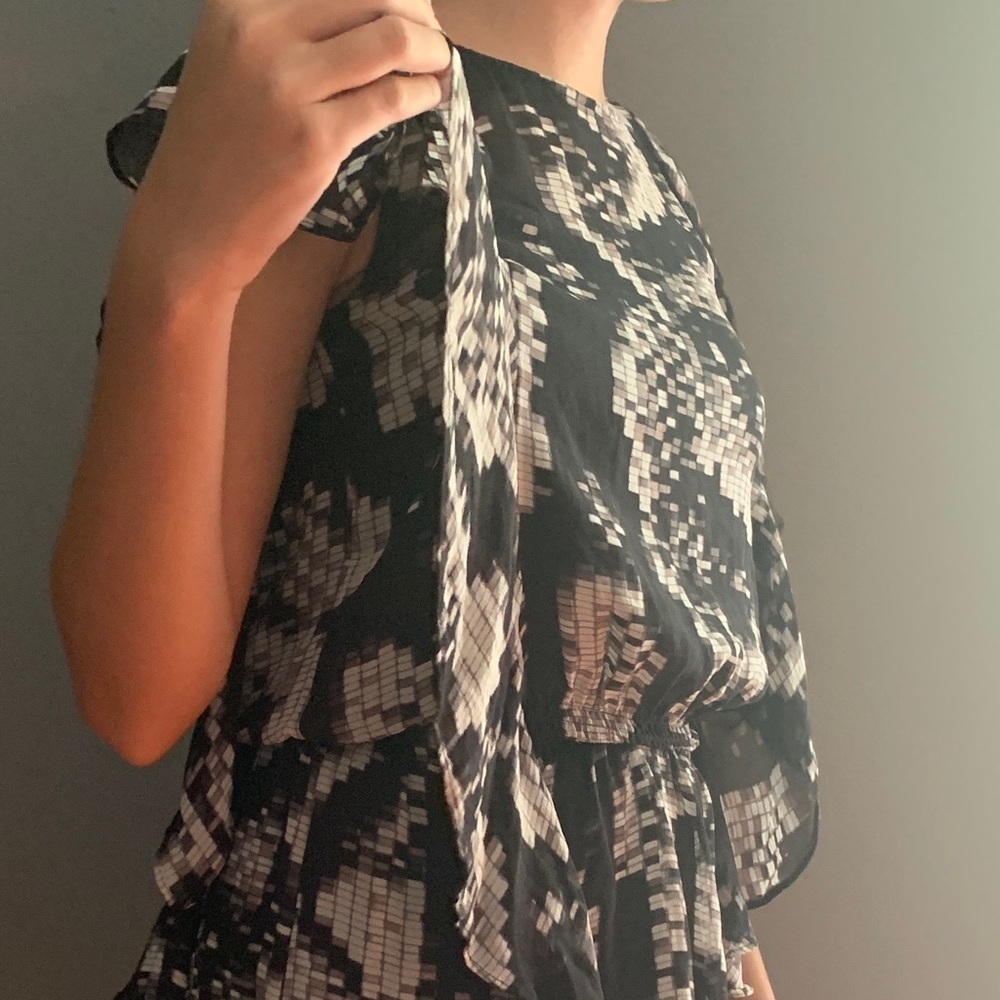 Ted Baker London Sheer Ruffle Top - Picture 4 of 8